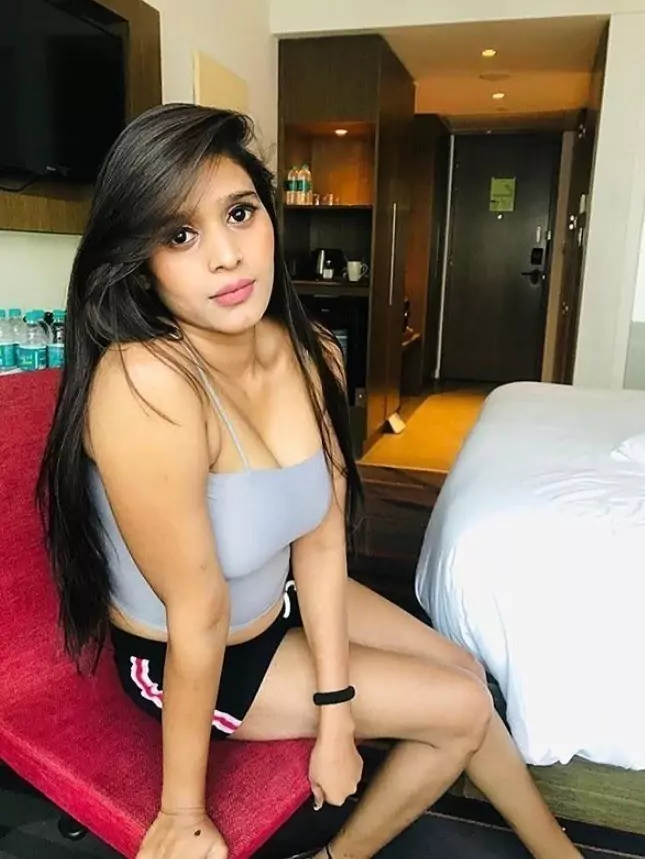 कॉल गर्ल्स सर्विस  रॉयपेट